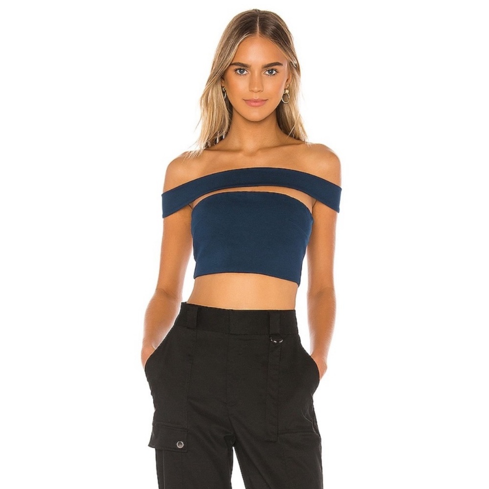 Revolve Superdown Off The Shoulder Crop Top Size Small/Medium